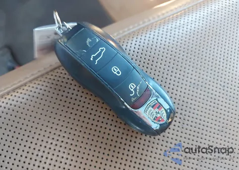 2014 Porsche Cayenne Hybrid S z USA, uszkodzony, nr VIN WP1AE2A28ELA50800